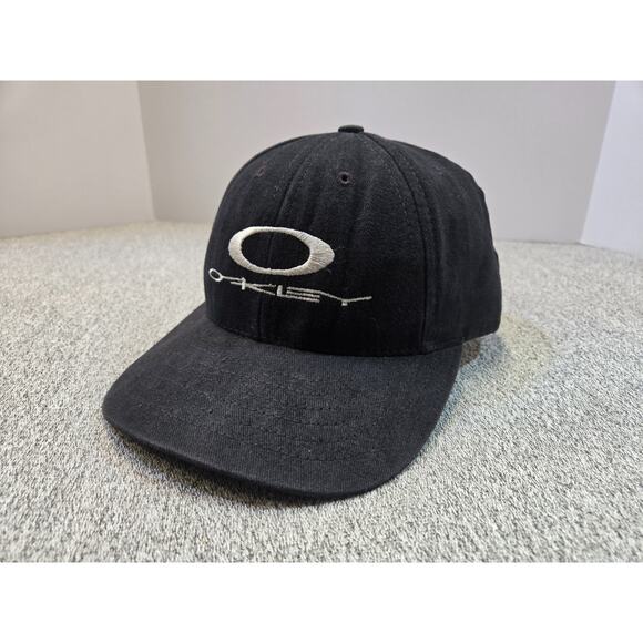 Vintage Oakley Hat Black "O Matter" Strapback Cap Rare Retro Logo - Picture 1 of 7
